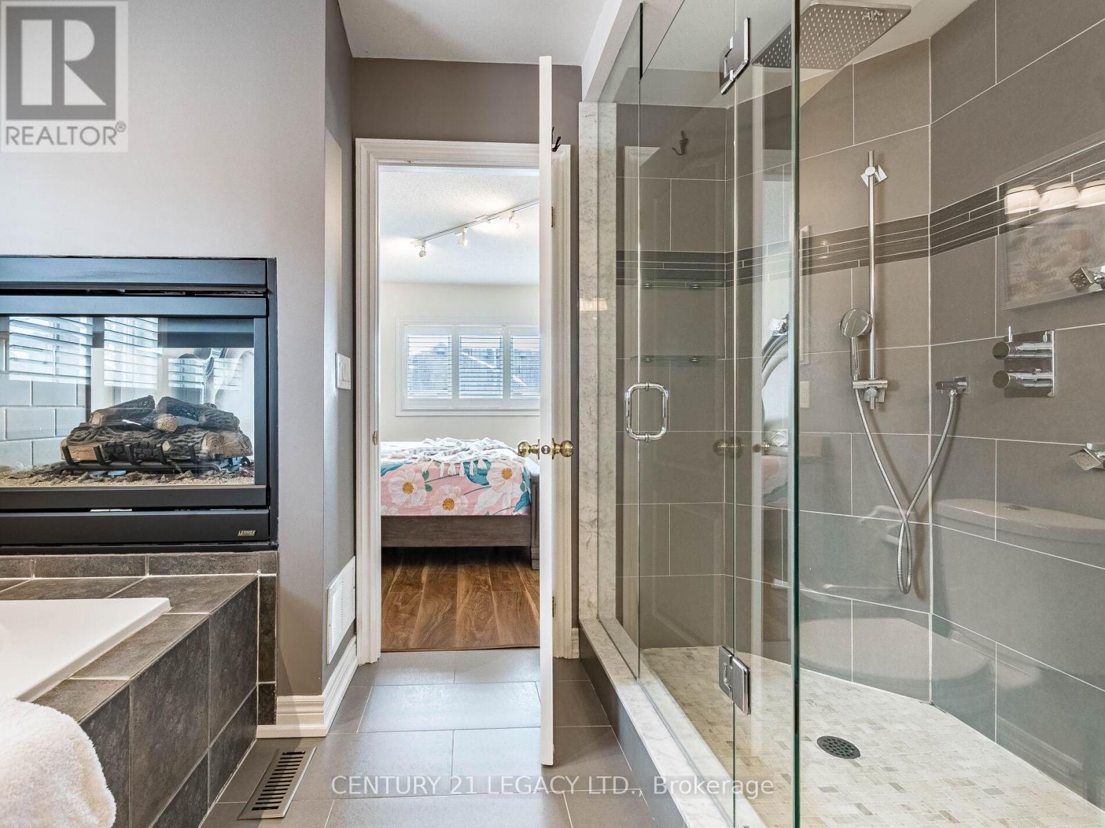 3 Bowsfield Drive, Brampton, Ontario  L6P 1C8 - Photo 31 - W12415964