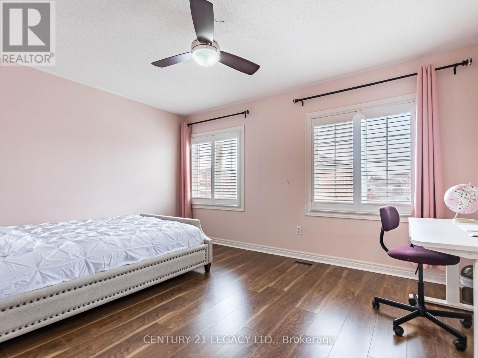 3 Bowsfield Drive, Brampton, Ontario  L6P 1C8 - Photo 37 - W12415964