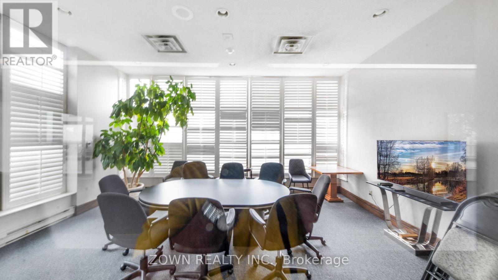 805 - 55 Elm Drive W, Mississauga, Ontario  L5B 3Z3 - Photo 20 - W12415977