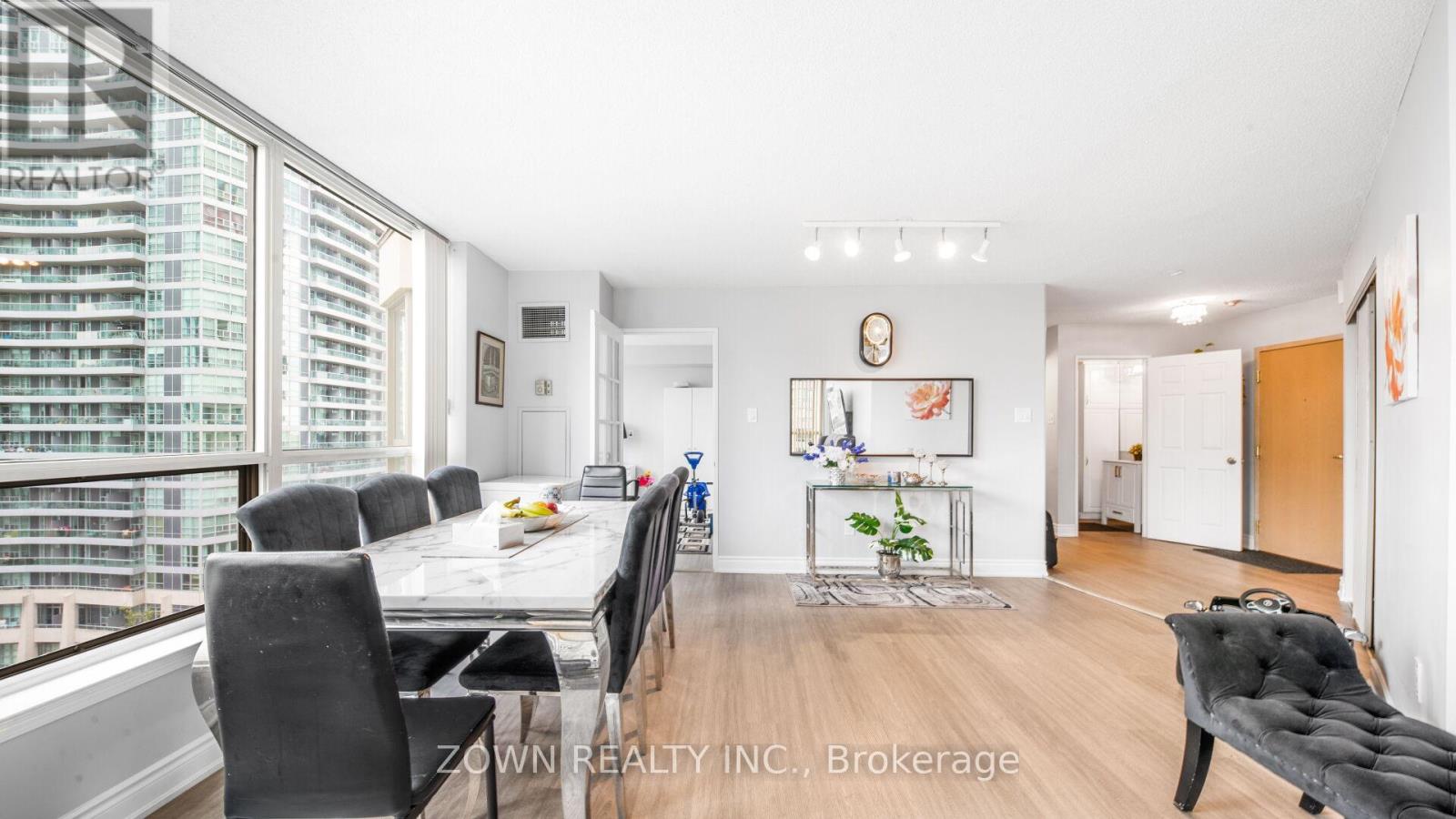 805 - 55 Elm Drive W, Mississauga, Ontario  L5B 3Z3 - Photo 35 - W12415977