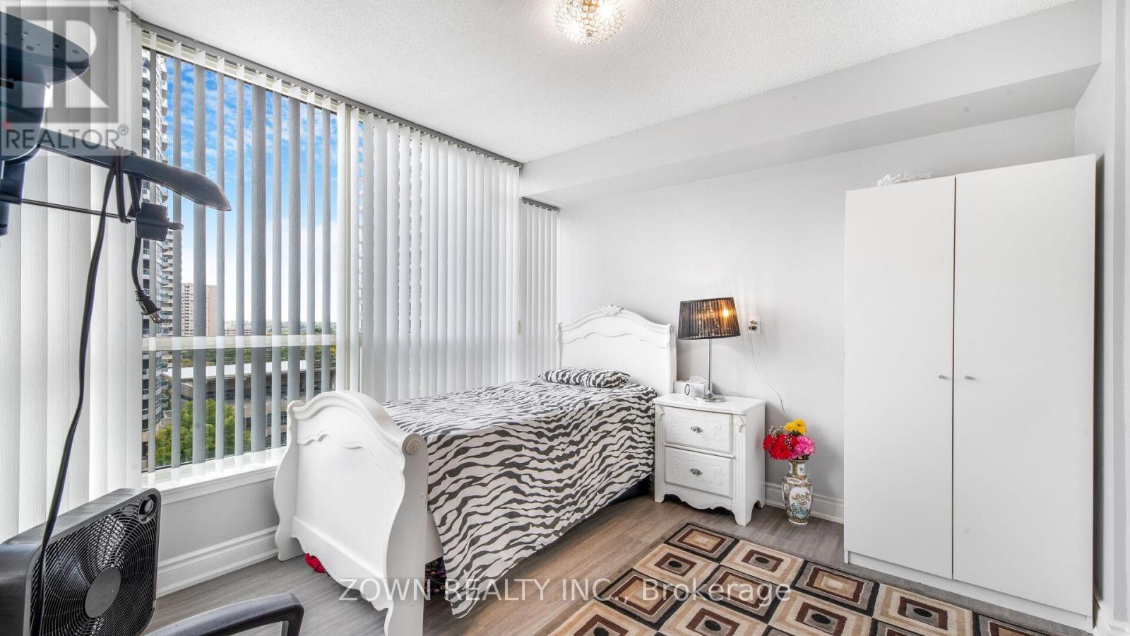 805 - 55 Elm Drive W, Mississauga, Ontario  L5B 3Z3 - Photo 44 - W12415977