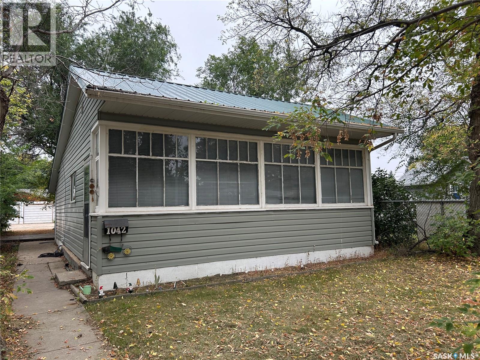 1042 Coteau STREET W, moose jaw, Saskatchewan