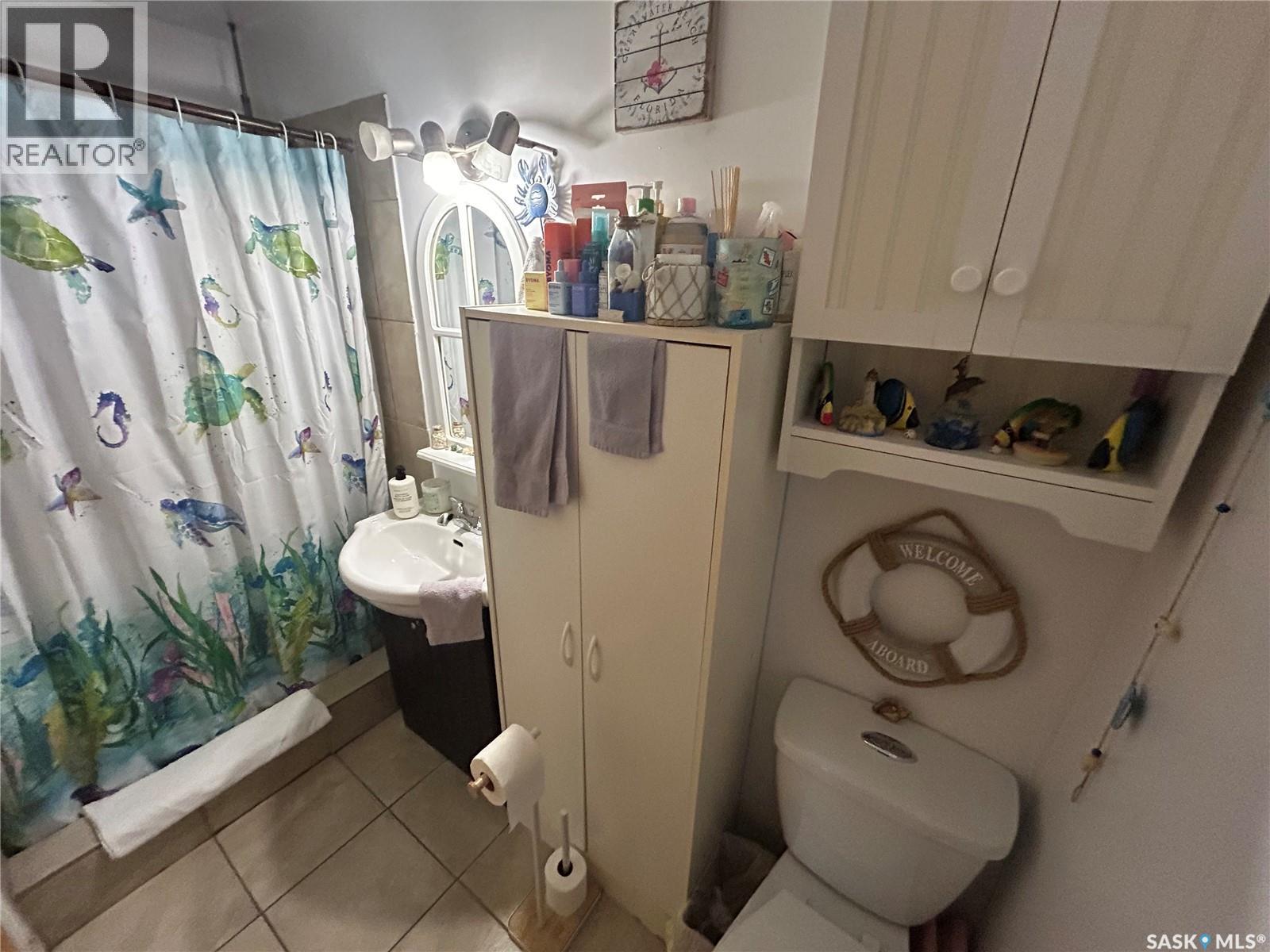 1042 Coteau Street W, Moose Jaw, Saskatchewan  S6H 5G4 - Photo 7 - SK018845