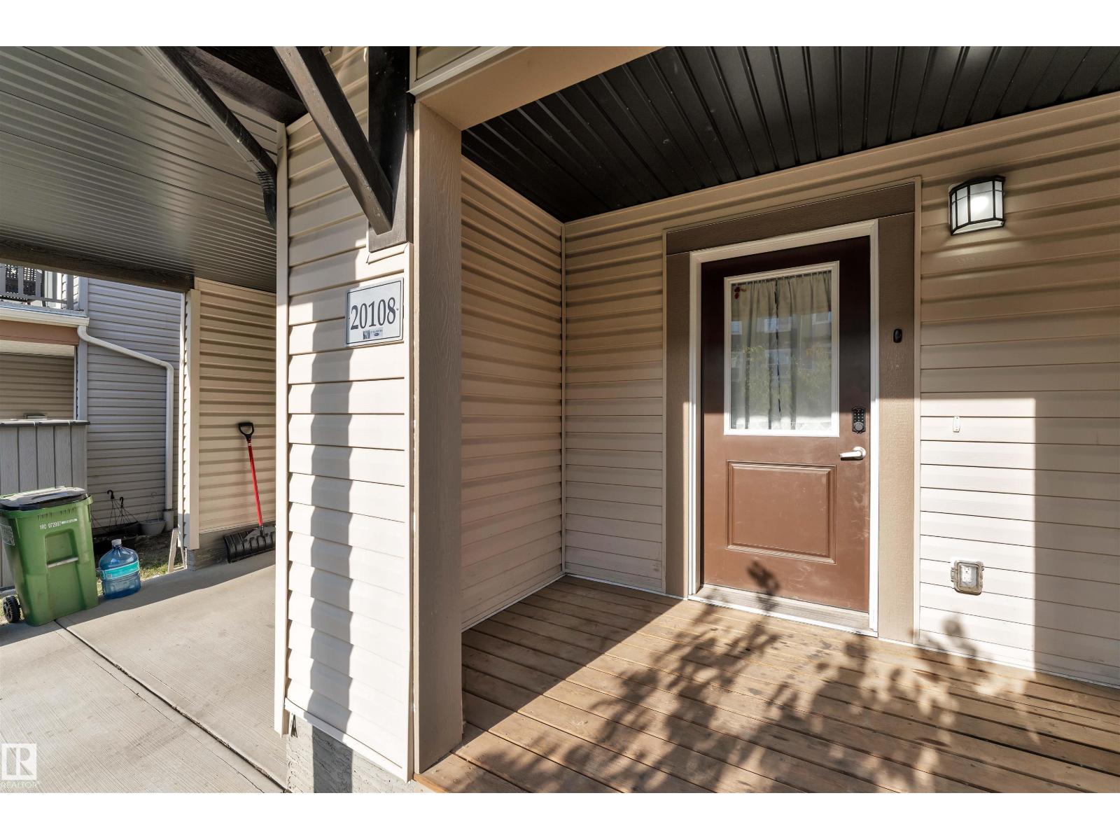 20108 19 Av Nw, Edmonton, Alberta  T6M 0X9 - Photo 3 - E4458636