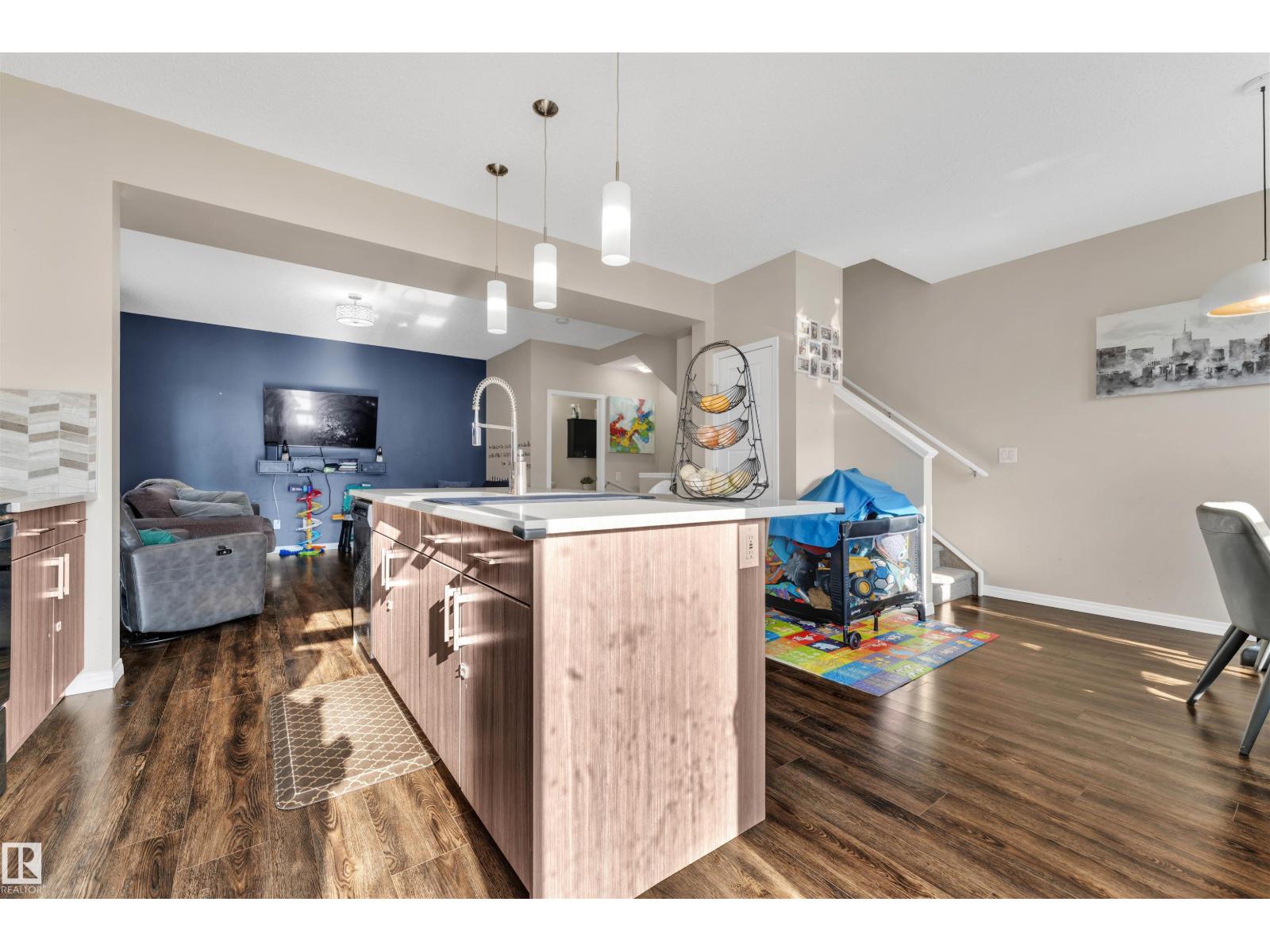20108 19 Av Nw, Edmonton, Alberta  T6M 0X9 - Photo 9 - E4458636
