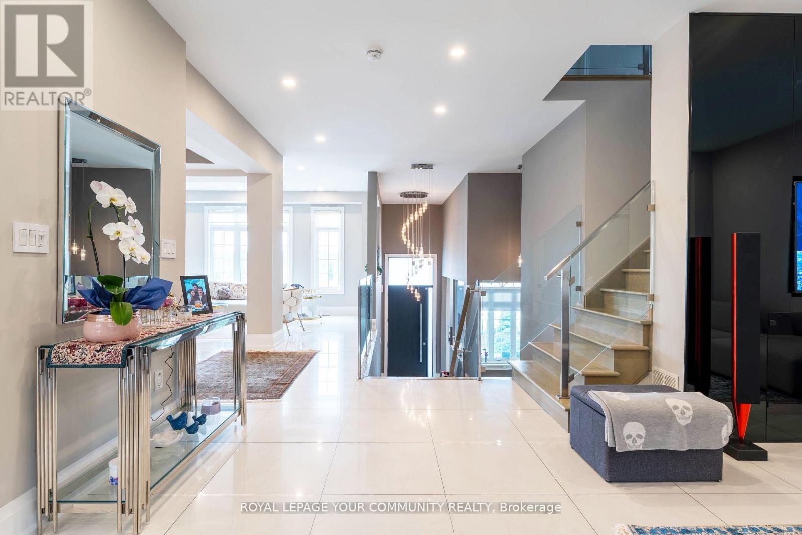 339 Thomas Cook Avenue, Vaughan, Ontario  L6A 4M1 - Photo 11 - N12416015