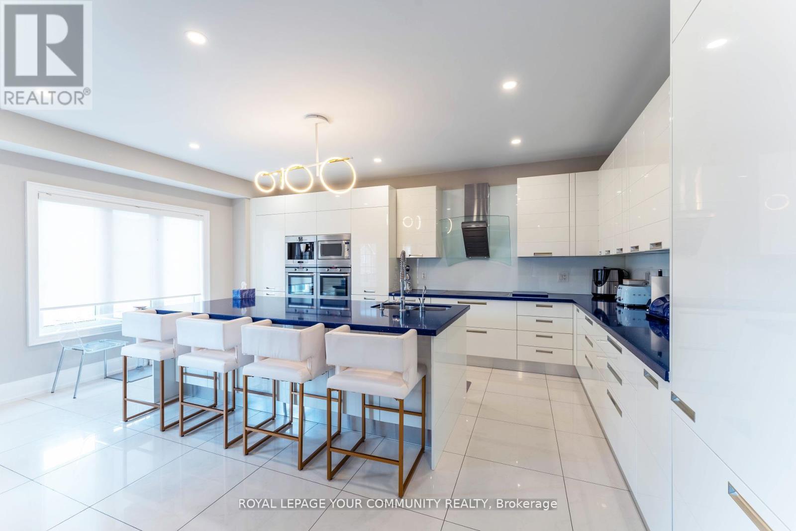 339 Thomas Cook Avenue, Vaughan, Ontario  L6A 4M1 - Photo 12 - N12416015