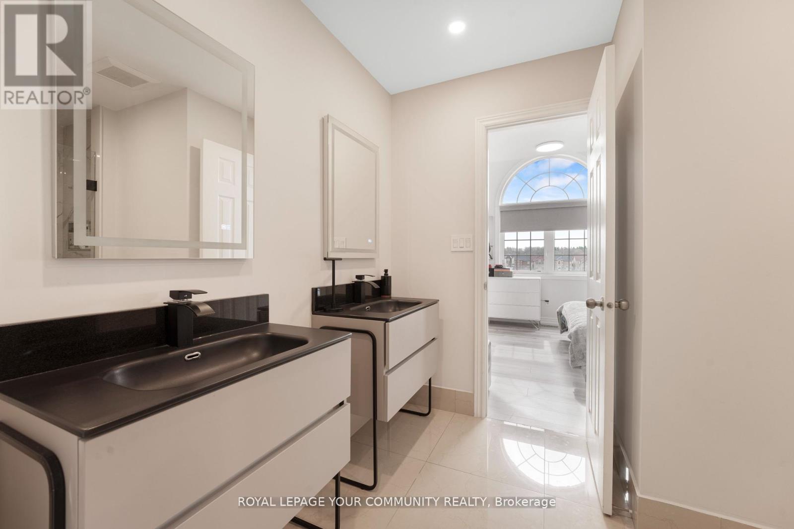 339 Thomas Cook Avenue, Vaughan, Ontario  L6A 4M1 - Photo 27 - N12416015