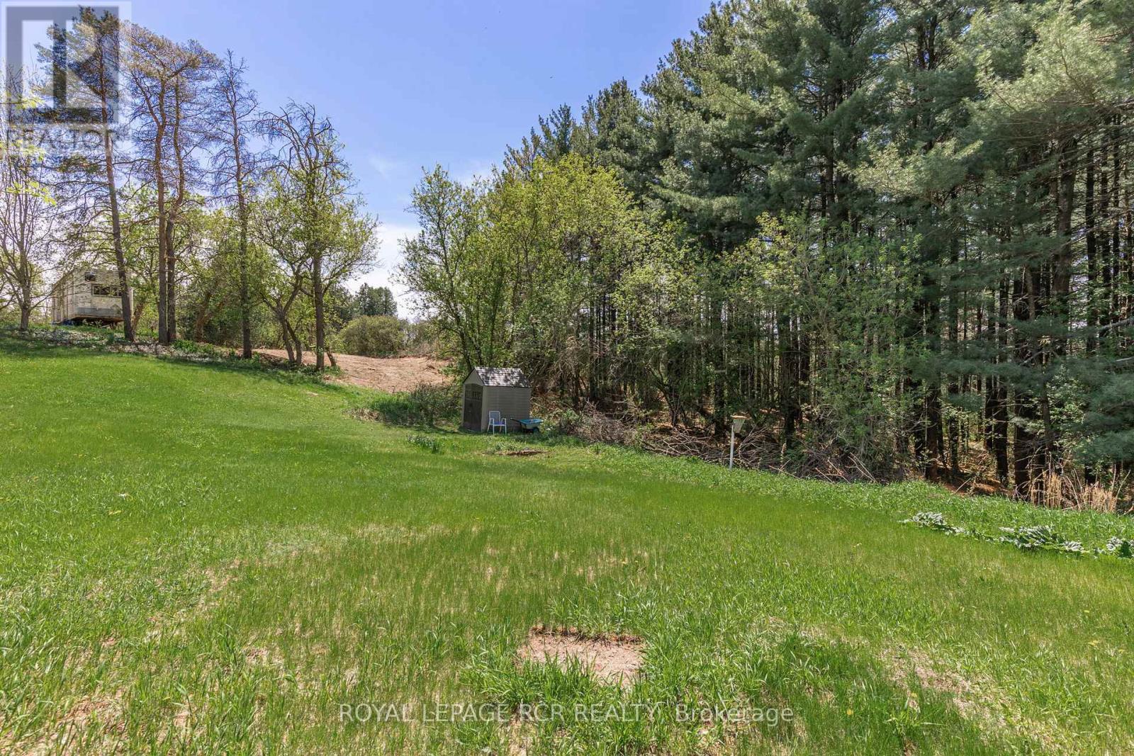 1092 Ballycroy Road, Adjala-Tosorontio, Ontario  L0N 1P0 - Photo 31 - N12416017