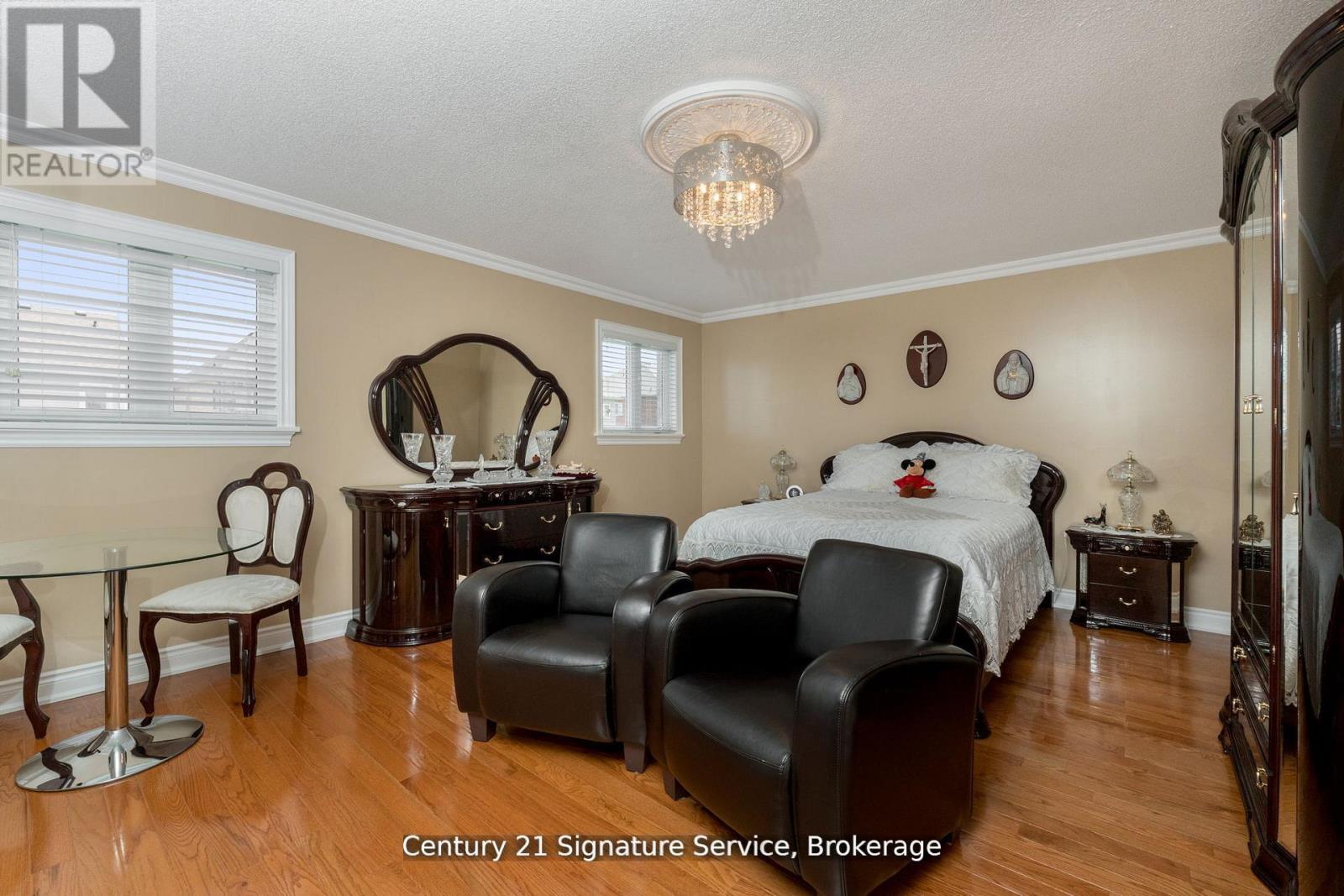 41 Faris Street, Bradford West Gwillimbury, Ontario  L3Z 0C5 - Photo 24 - N12416076