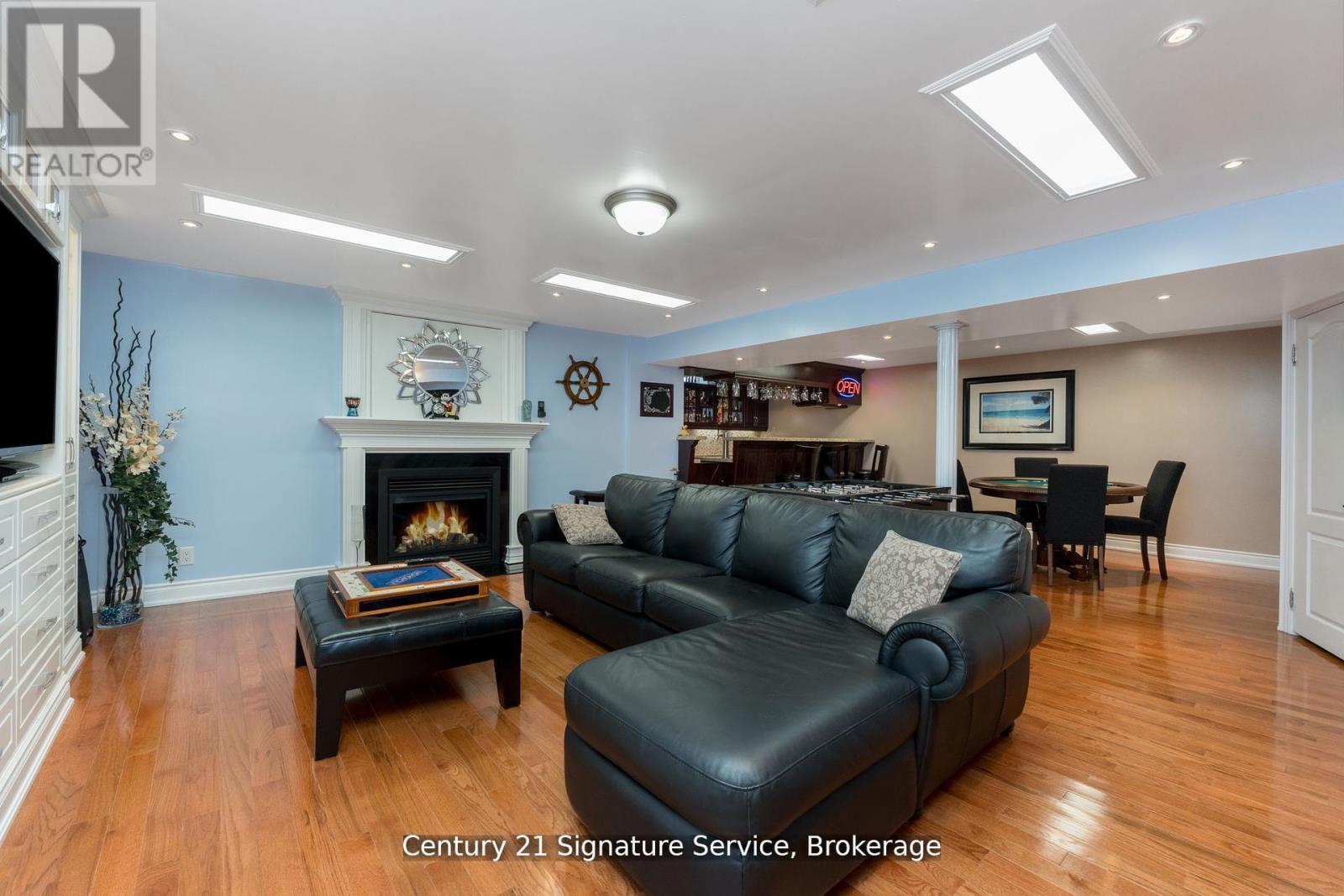 41 Faris Street, Bradford West Gwillimbury, Ontario  L3Z 0C5 - Photo 29 - N12416076