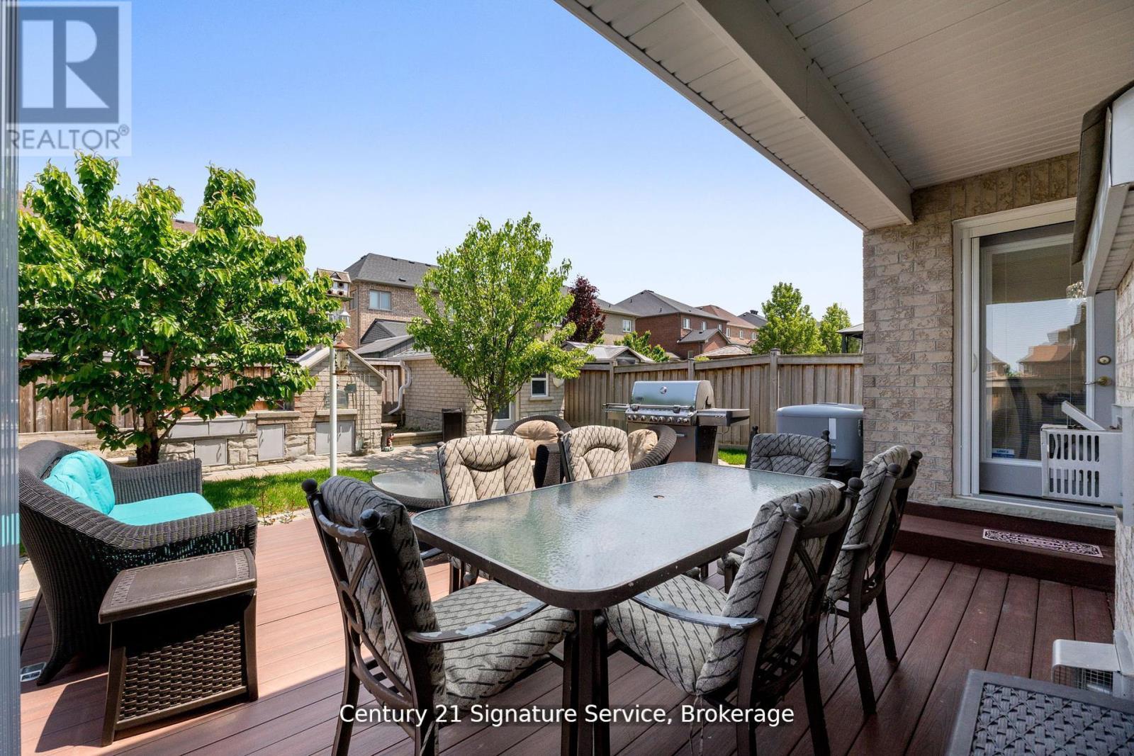 41 Faris Street, Bradford West Gwillimbury, Ontario  L3Z 0C5 - Photo 37 - N12416076