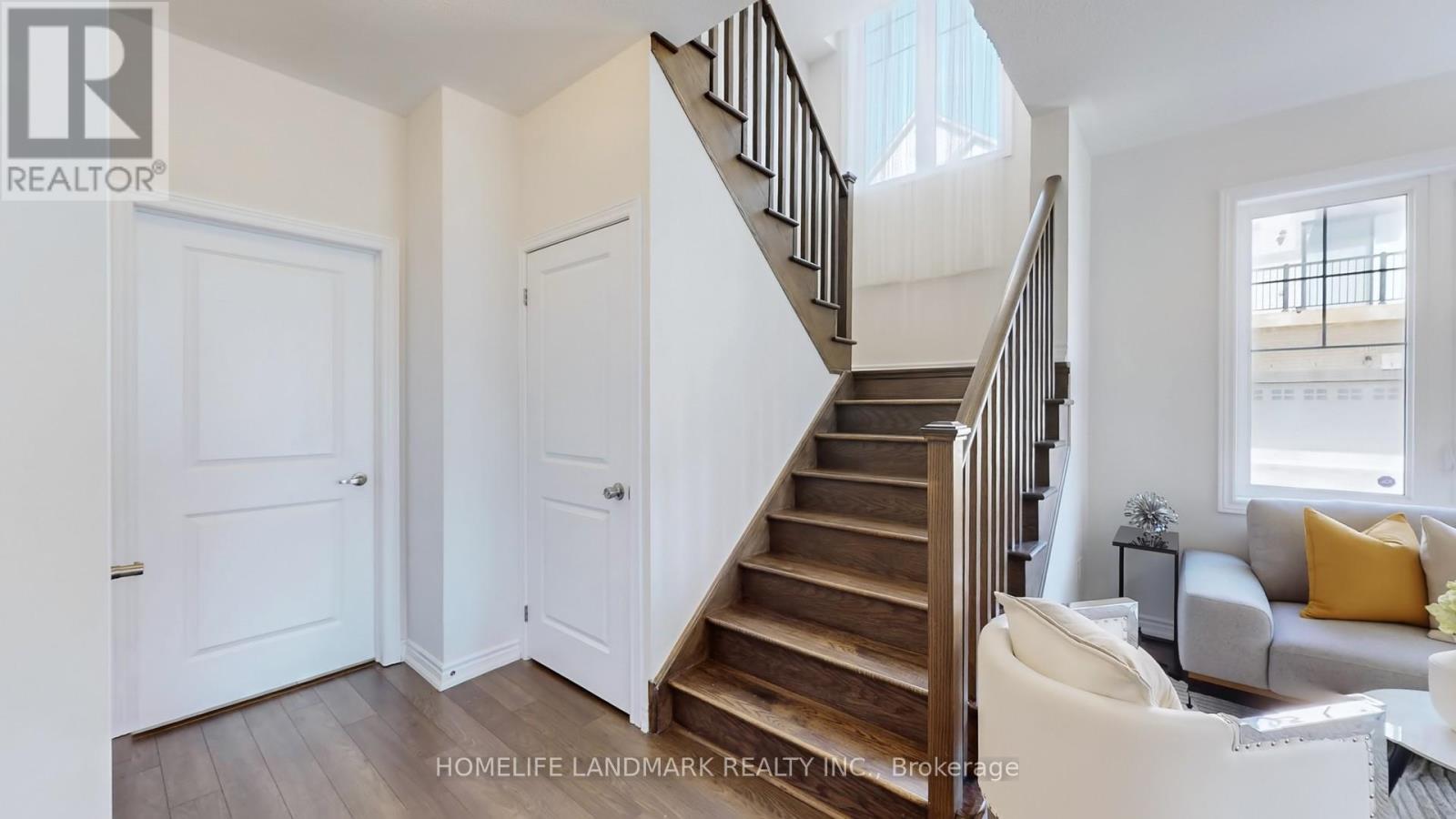 44 Robert Joffre Leet Avenue, Markham (Cornell), Ontario  L6B 0V2 - Photo 10 - N12416130