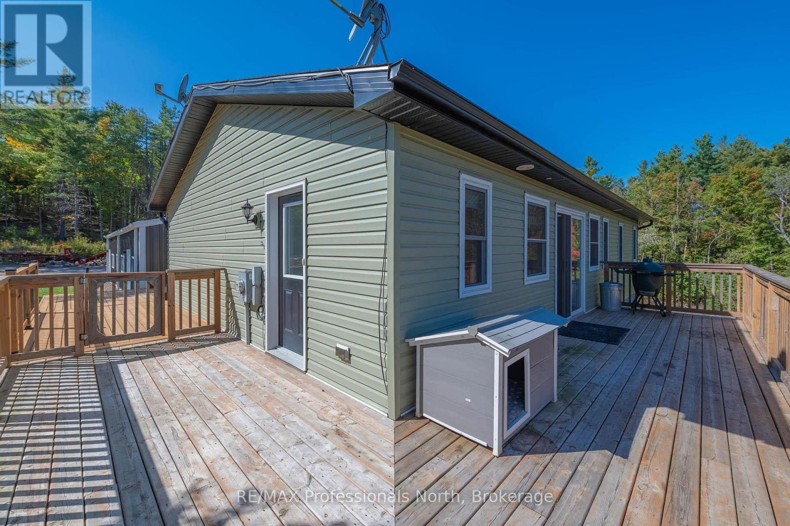 1211 Gelert Road, Minden Hills, Ontario  K0M 2K0 - Photo 10 - X12415948
