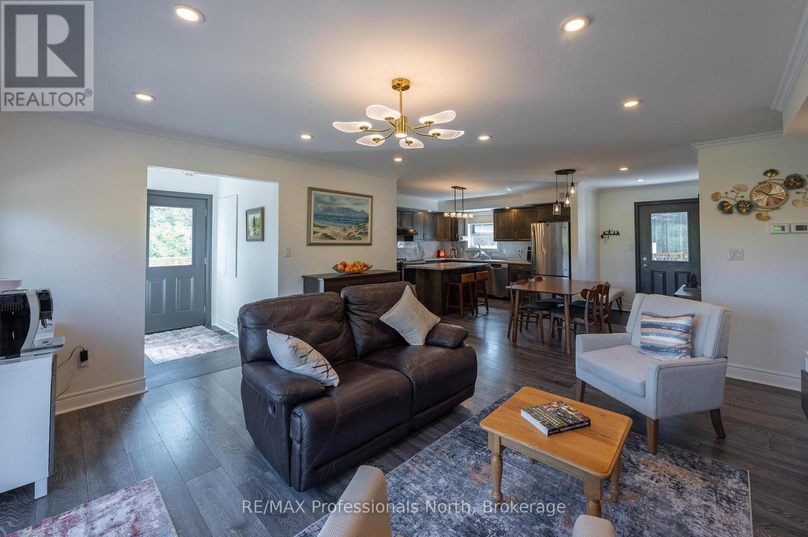 1211 Gelert Road, Minden Hills, Ontario  K0M 2K0 - Photo 21 - X12415948