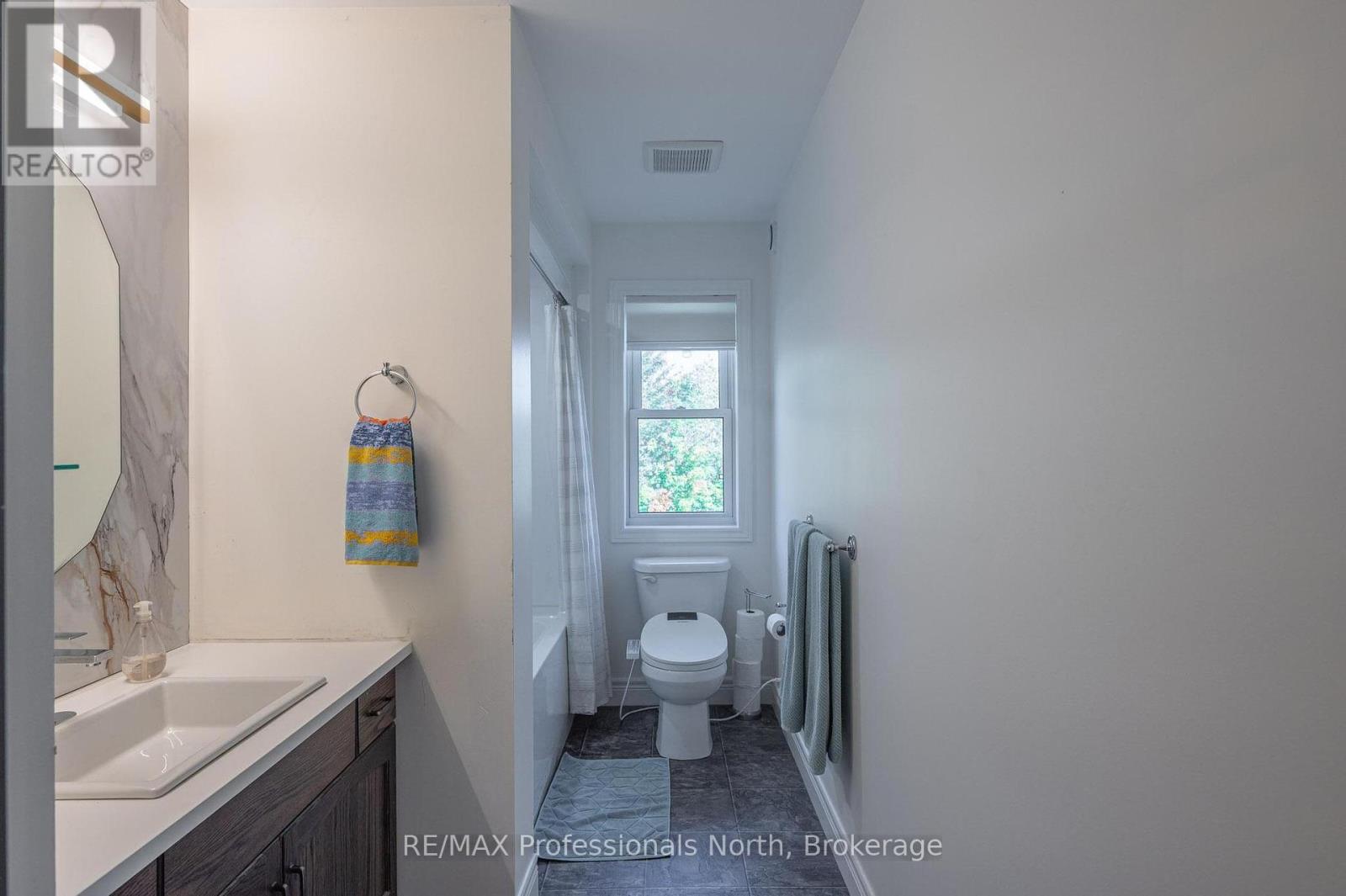 1211 Gelert Road, Minden Hills, Ontario  K0M 2K0 - Photo 24 - X12415948