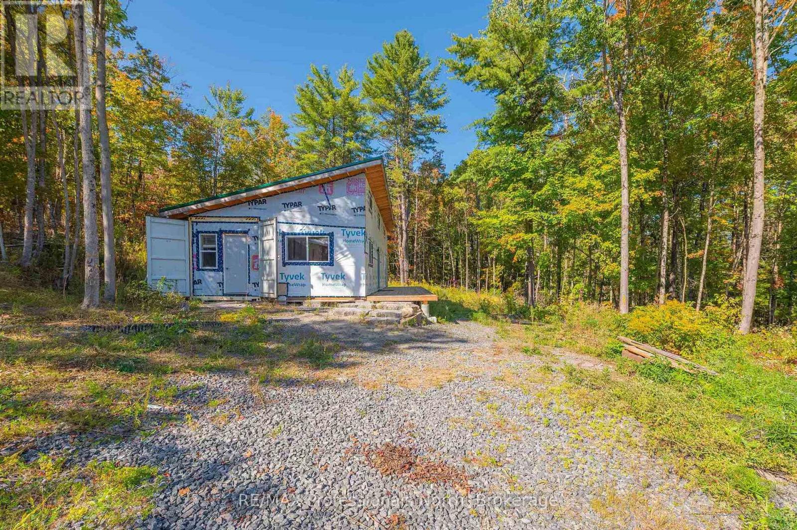 1211 Gelert Road, Minden Hills, Ontario  K0M 2K0 - Photo 44 - X12415948