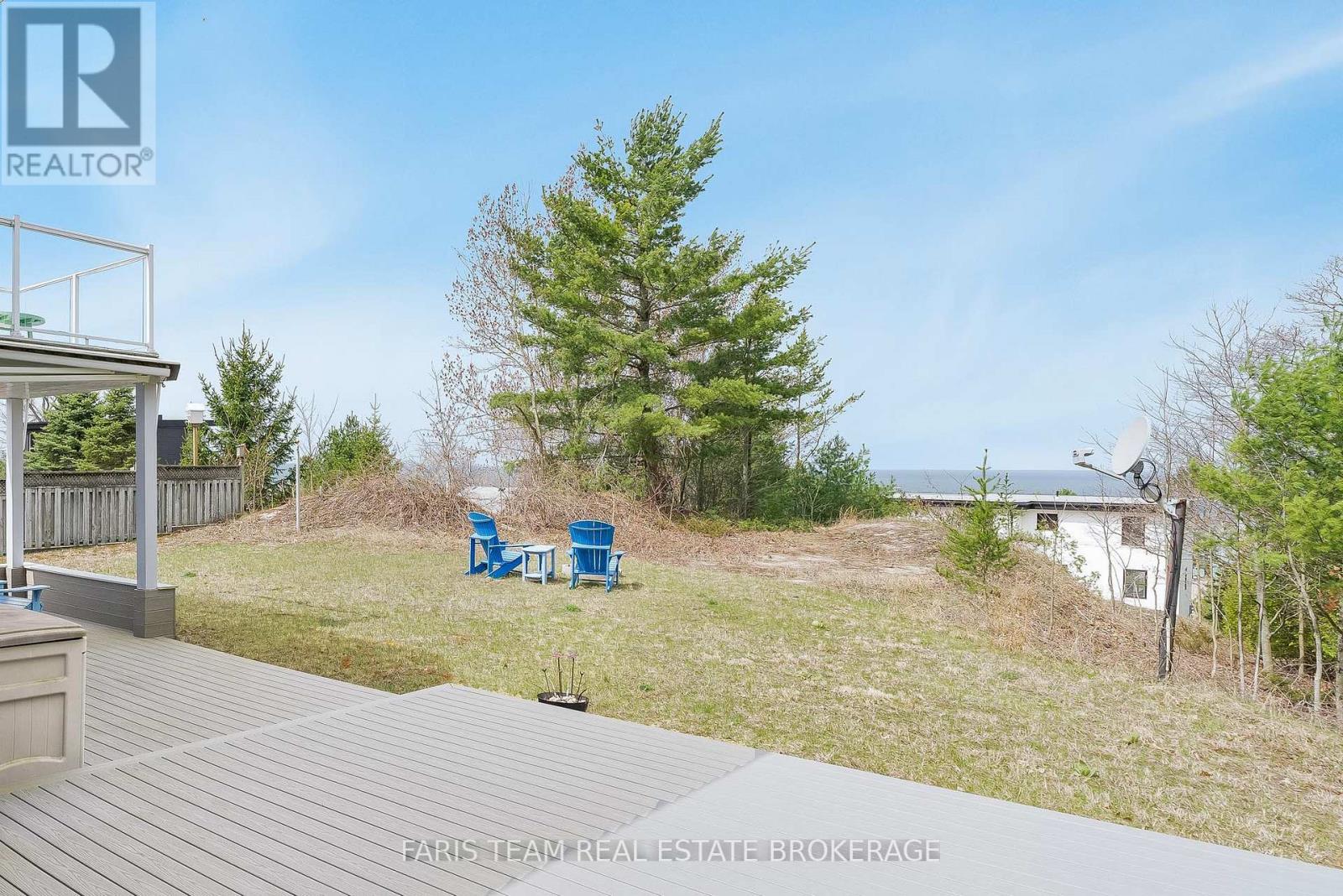 8 Glen Forest Trail, Tiny, Ontario  L0L 2T0 - Photo 23 - S12416112