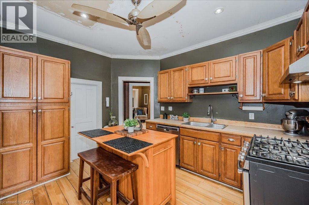 265 LONDON Road W, Guelph, Ontario