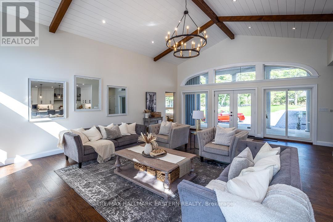308 Indian Point Road, Kawartha Lakes, Ontario  K0M 1K0 - Photo 14 - X12416178