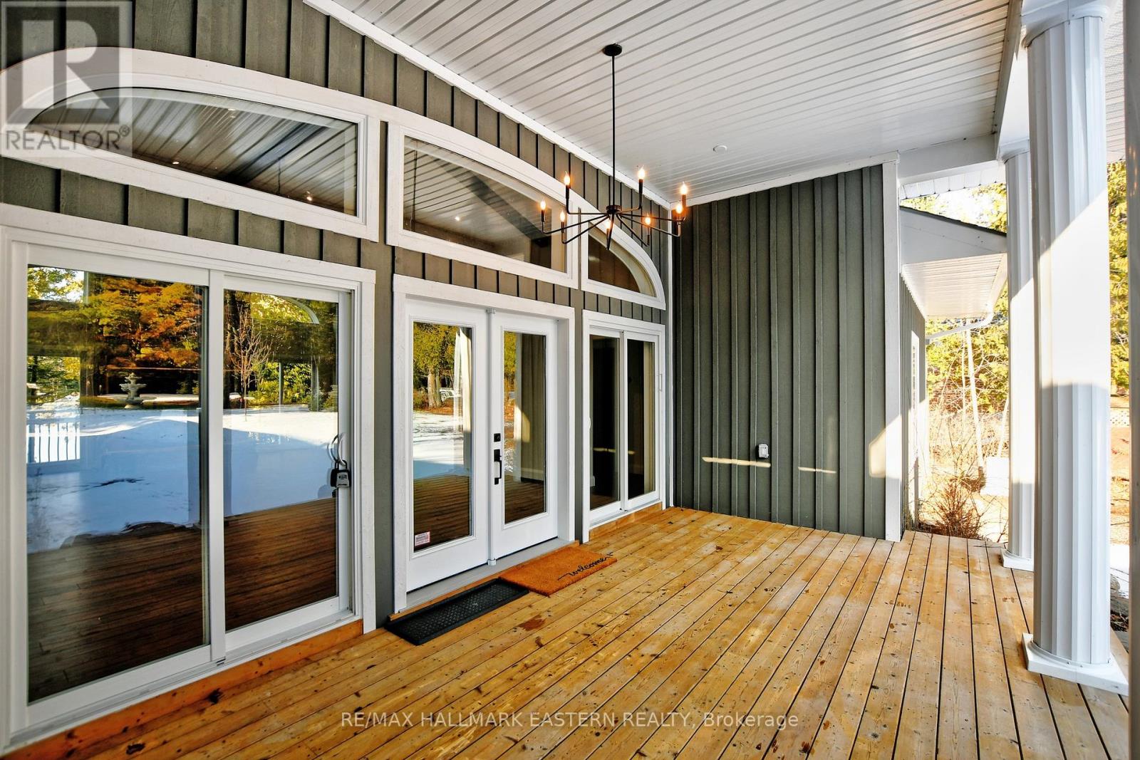 308 Indian Point Road, Kawartha Lakes, Ontario  K0M 1K0 - Photo 27 - X12416178