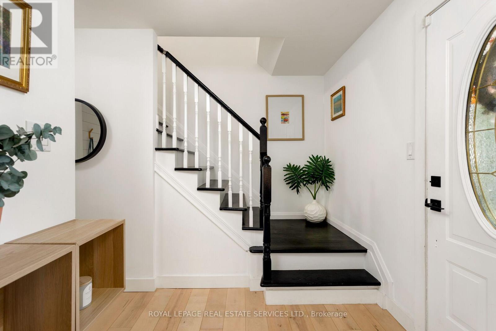 2430 Redfern Road, Burlington, Ontario  L7R 1X9 - Photo 20 - W12416034