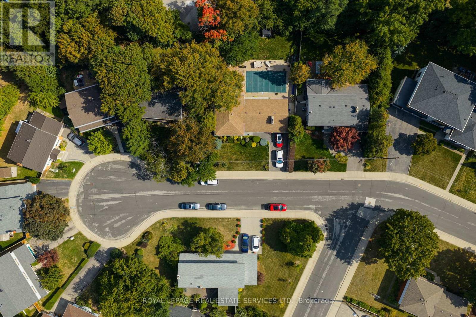 2430 Redfern Road, Burlington, Ontario  L7R 1X9 - Photo 49 - W12416034