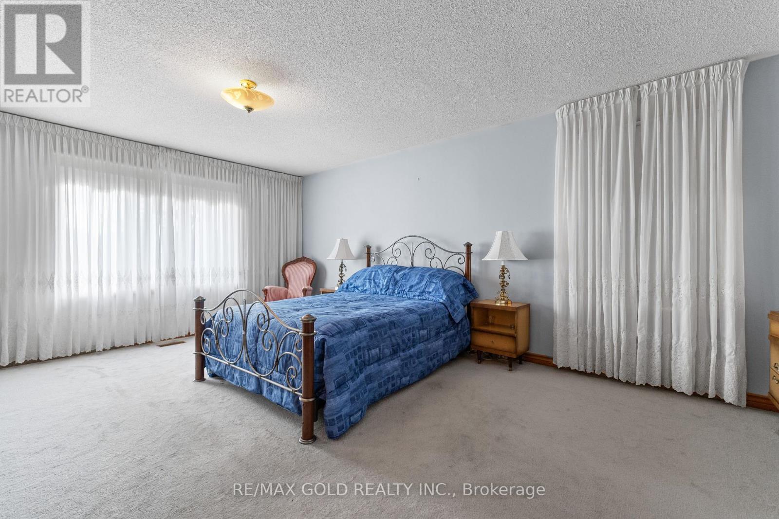 8 Ryckman Lane, Brampton, Ontario  L6P 0C7 - Photo 15 - W12416103