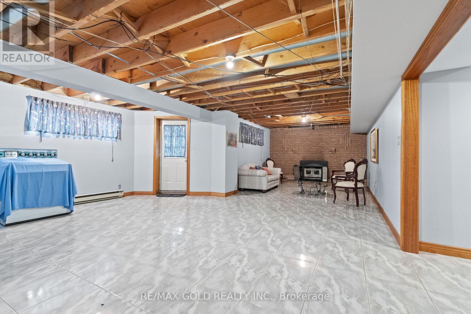 8 Ryckman Lane, Brampton, Ontario  L6P 0C7 - Photo 24 - W12416103