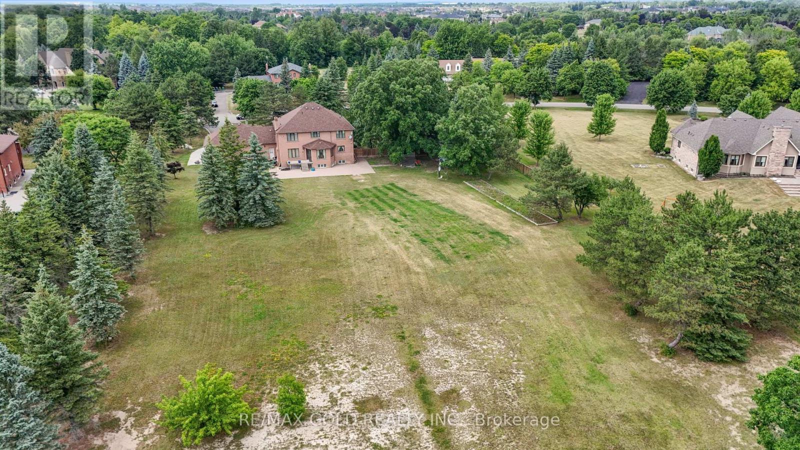 8 Ryckman Lane, Brampton, Ontario  L6P 0C7 - Photo 29 - W12416103