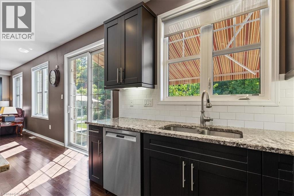 304 Falling Green Crescent, Kitchener, Ontario  N2R 0E9 - Photo 14 - 40770619