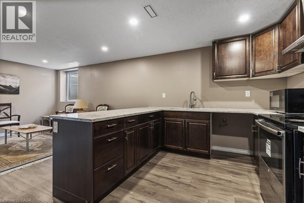 304 Falling Green Crescent, Kitchener, Ontario  N2R 0E9 - Photo 38 - 40770619