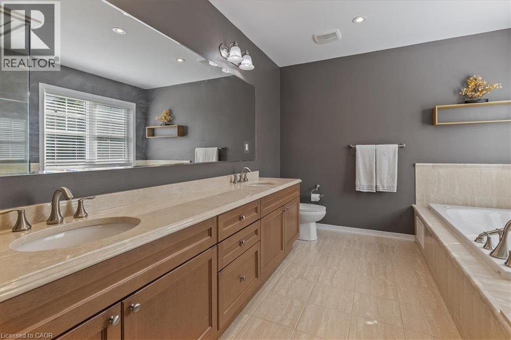 304 Falling Green Crescent, Kitchener, Ontario  N2R 0E9 - Photo 24 - 40770619