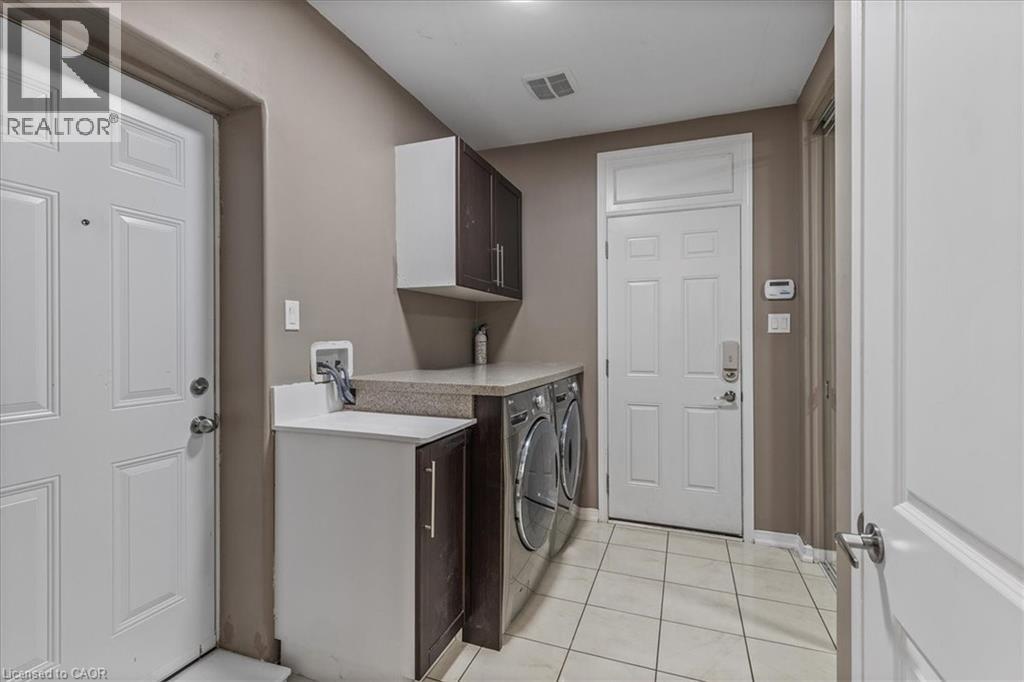 304 Falling Green Crescent, Kitchener, Ontario  N2R 0E9 - Photo 19 - 40770619