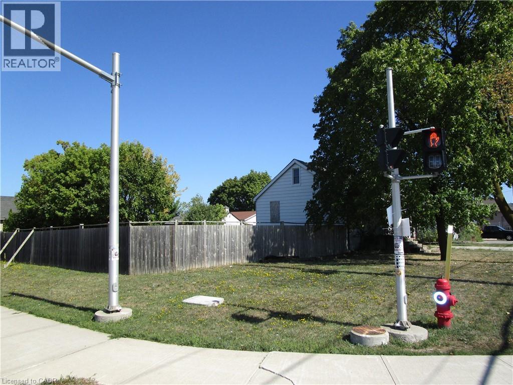 411-413 Highway 8, Hamilton, Ontario  L8G 1G1 - Photo 5 - 40771759