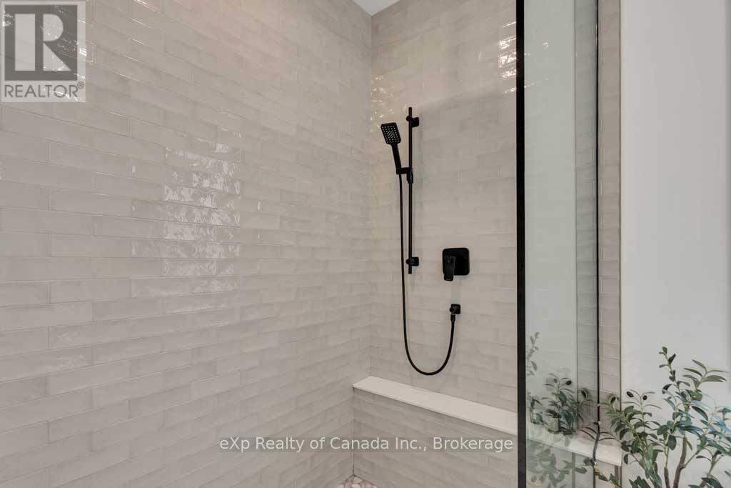 45 August Crescent, Norwich (Otterville), Ontario  N0J 1R0 - Photo 32 - X12416094