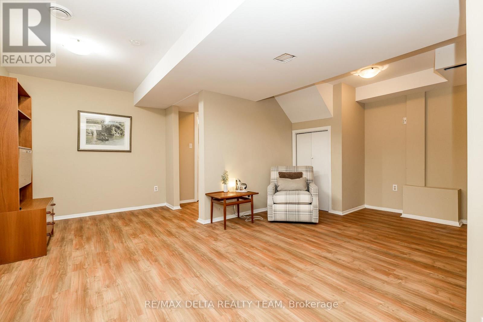 334 Omer-Lacasse Avenue, Ottawa, Ontario  K1E 2X8 - Photo 20 - X12416137