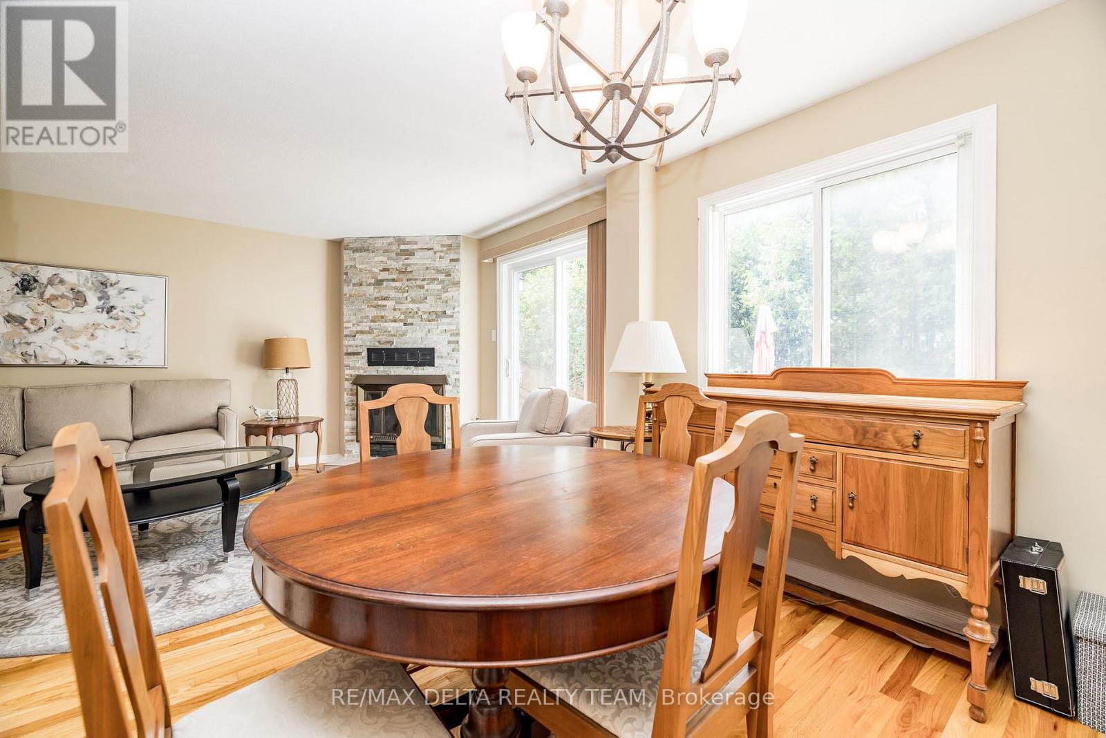 334 Omer-Lacasse Avenue, Ottawa, Ontario  K1E 2X8 - Photo 5 - X12416137