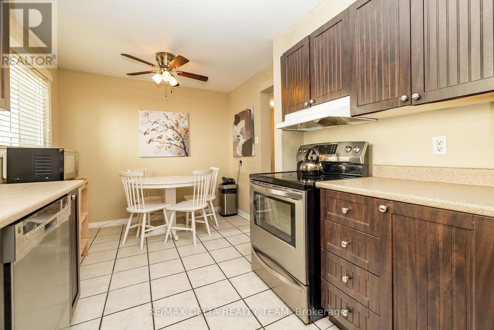 334 Omer-Lacasse Avenue, Ottawa, Ontario  K1E 2X8 - Photo 8 - X12416137