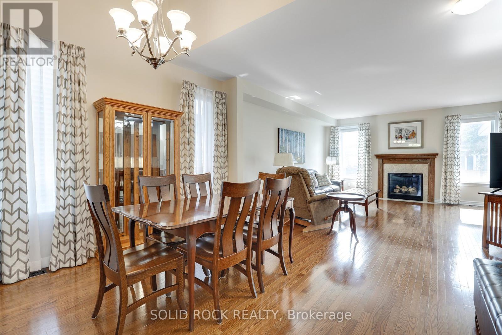 706 Wrangler Circle, Ottawa, Ontario  K2S 0R2 - Photo 10 - X12416168