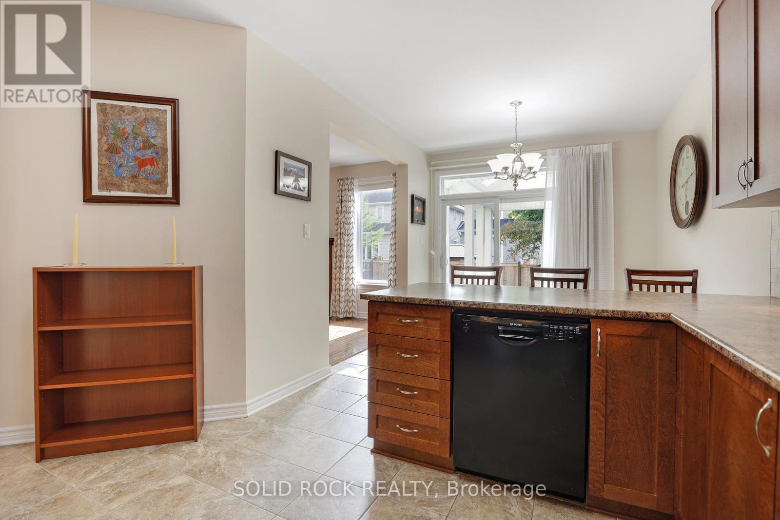 706 Wrangler Circle, Ottawa, Ontario  K2S 0R2 - Photo 15 - X12416168