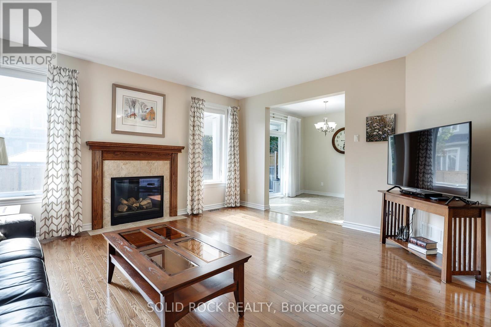 706 Wrangler Circle, Ottawa, Ontario  K2S 0R2 - Photo 18 - X12416168