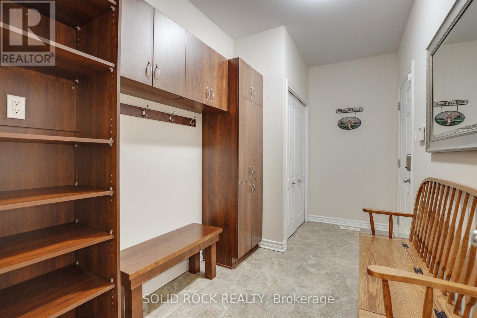 706 Wrangler Circle, Ottawa, Ontario  K2S 0R2 - Photo 7 - X12416168