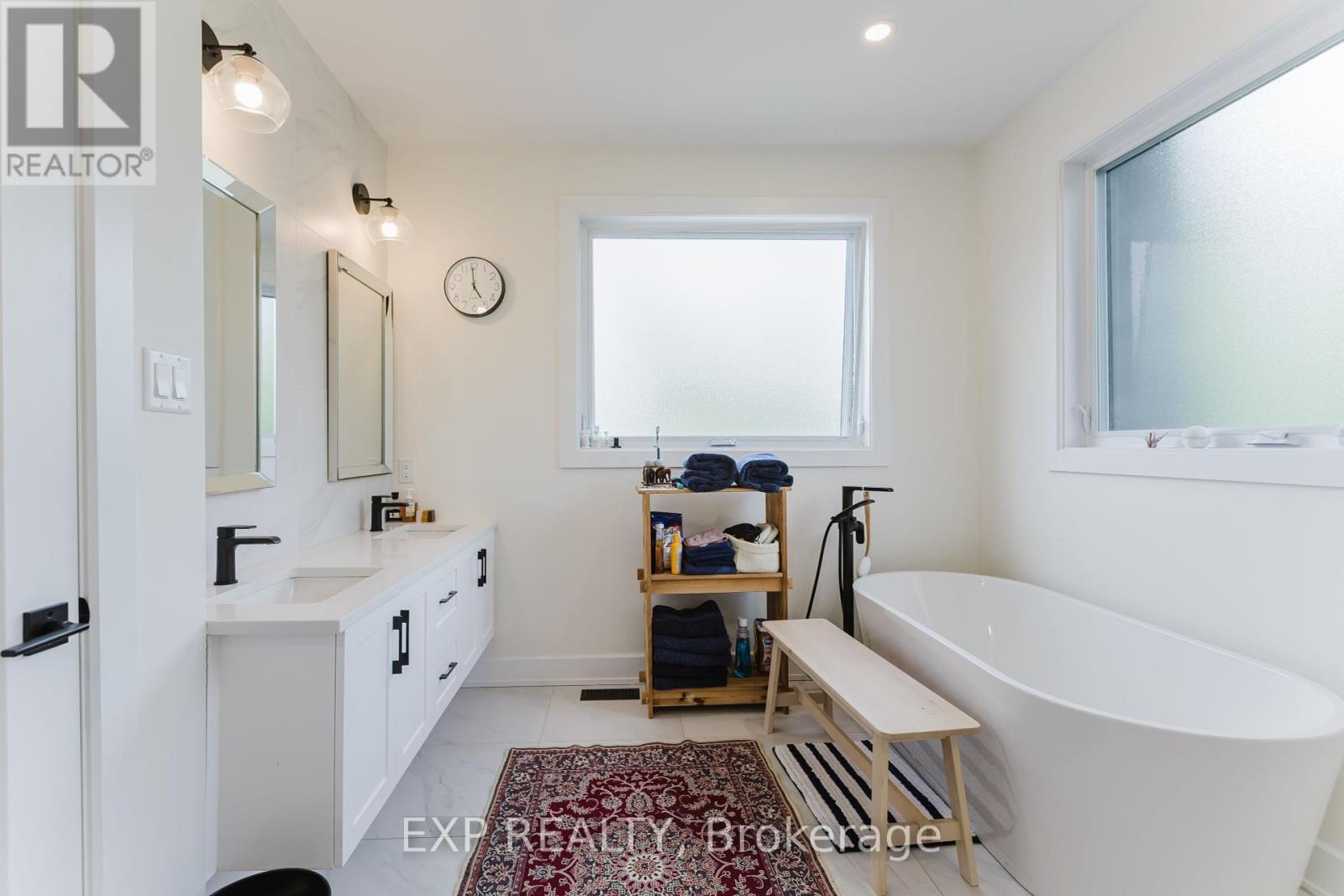 62 Columbus Avenue, Ottawa, Ontario  K1K 1R3 - Photo 18 - X12416190