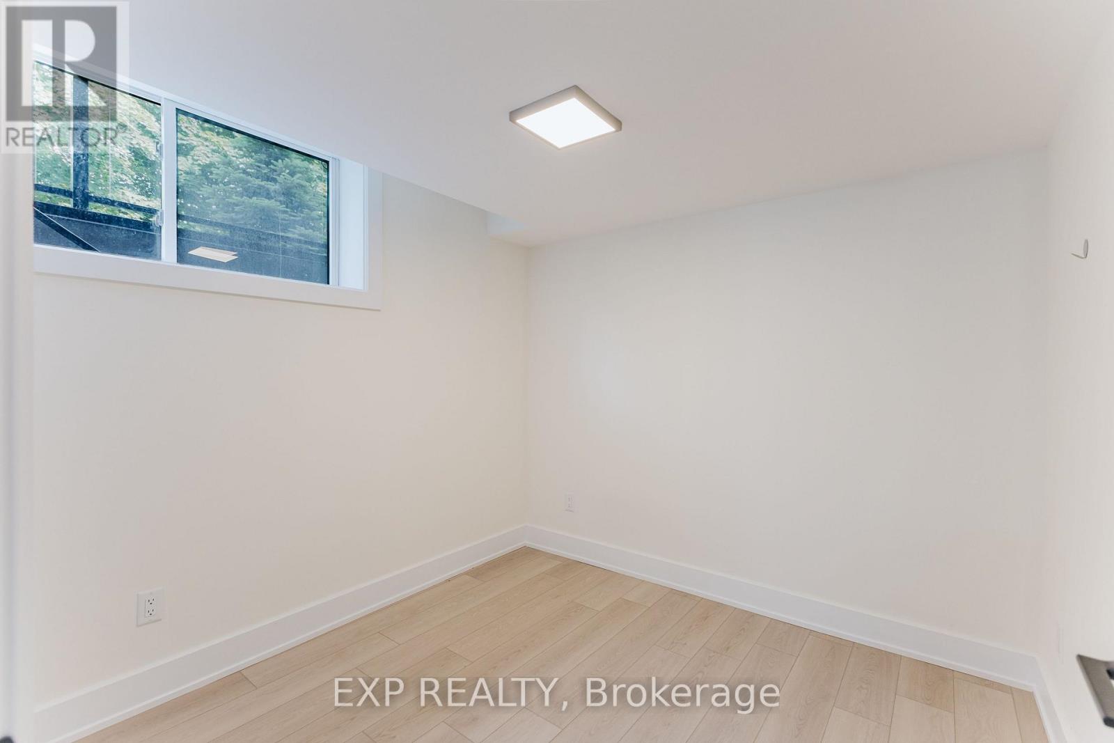 62 Columbus Avenue, Ottawa, Ontario  K1K 1R3 - Photo 27 - X12416190