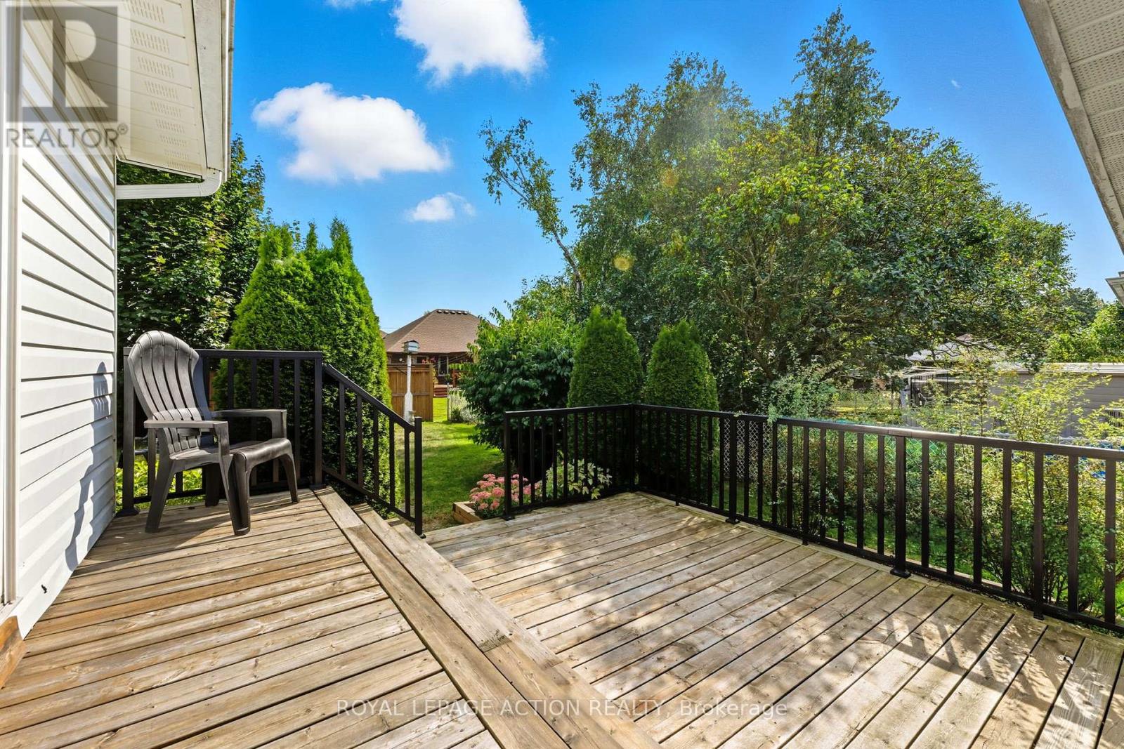 14 Jackson Heights, Norfolk, Ontario  N0A 1N5 - Photo 23 - X12416006