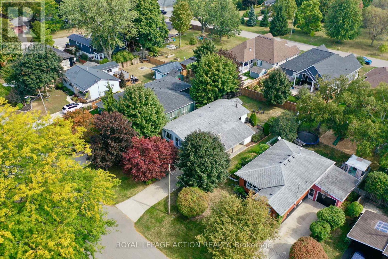 14 Jackson Heights, Norfolk, Ontario  N0A 1N5 - Photo 28 - X12416006