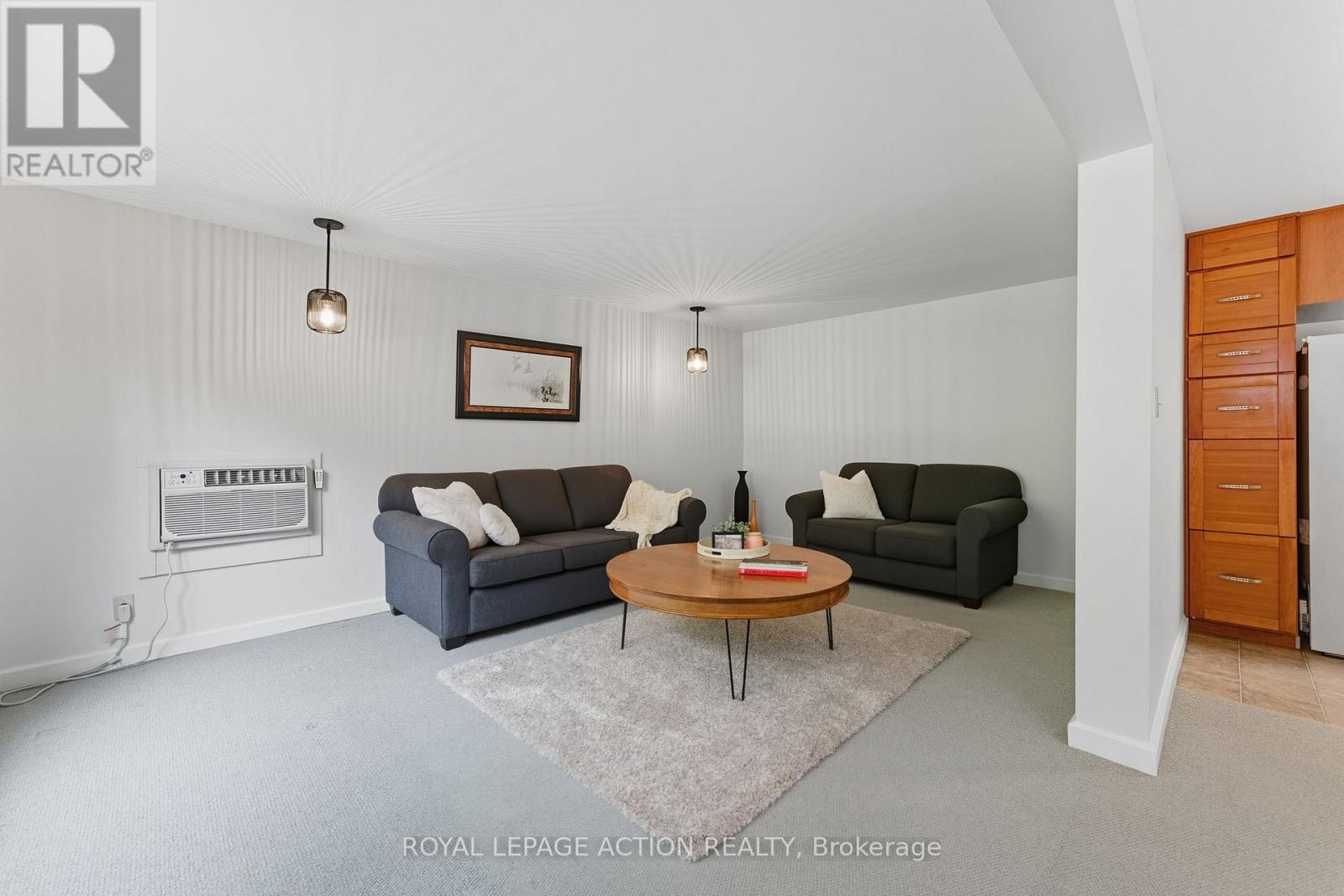 14 Jackson Heights, Norfolk, Ontario  N0A 1N5 - Photo 3 - X12416006