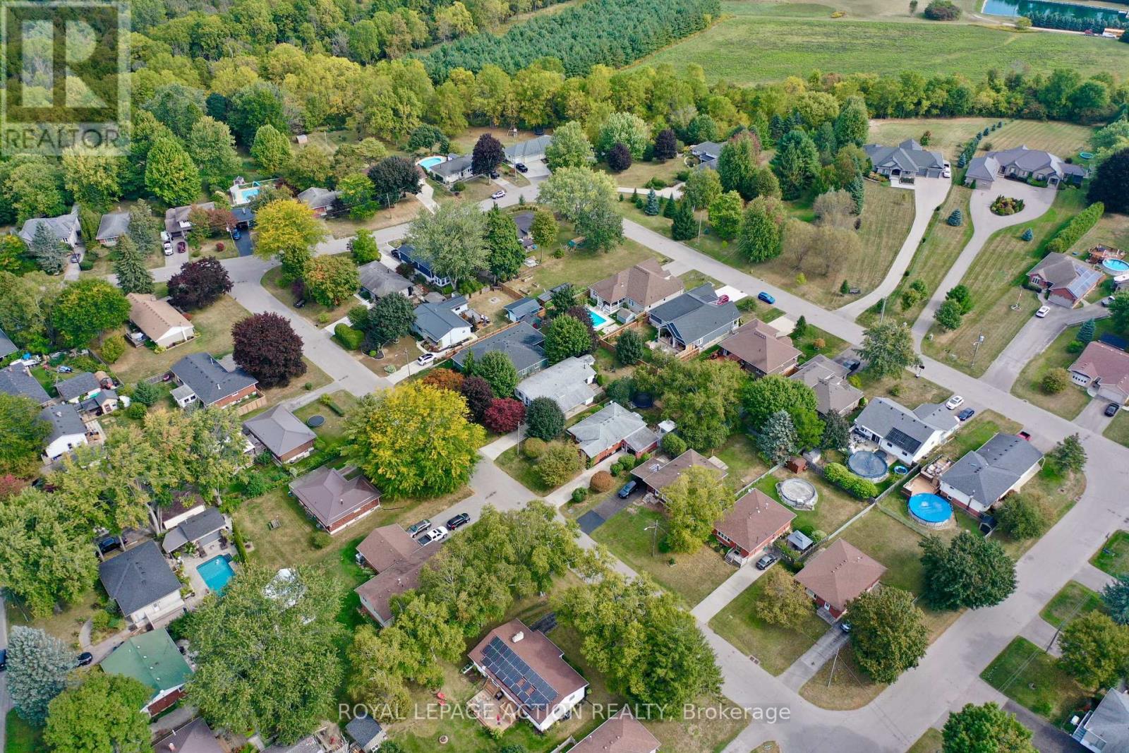 14 Jackson Heights, Norfolk, Ontario  N0A 1N5 - Photo 31 - X12416006