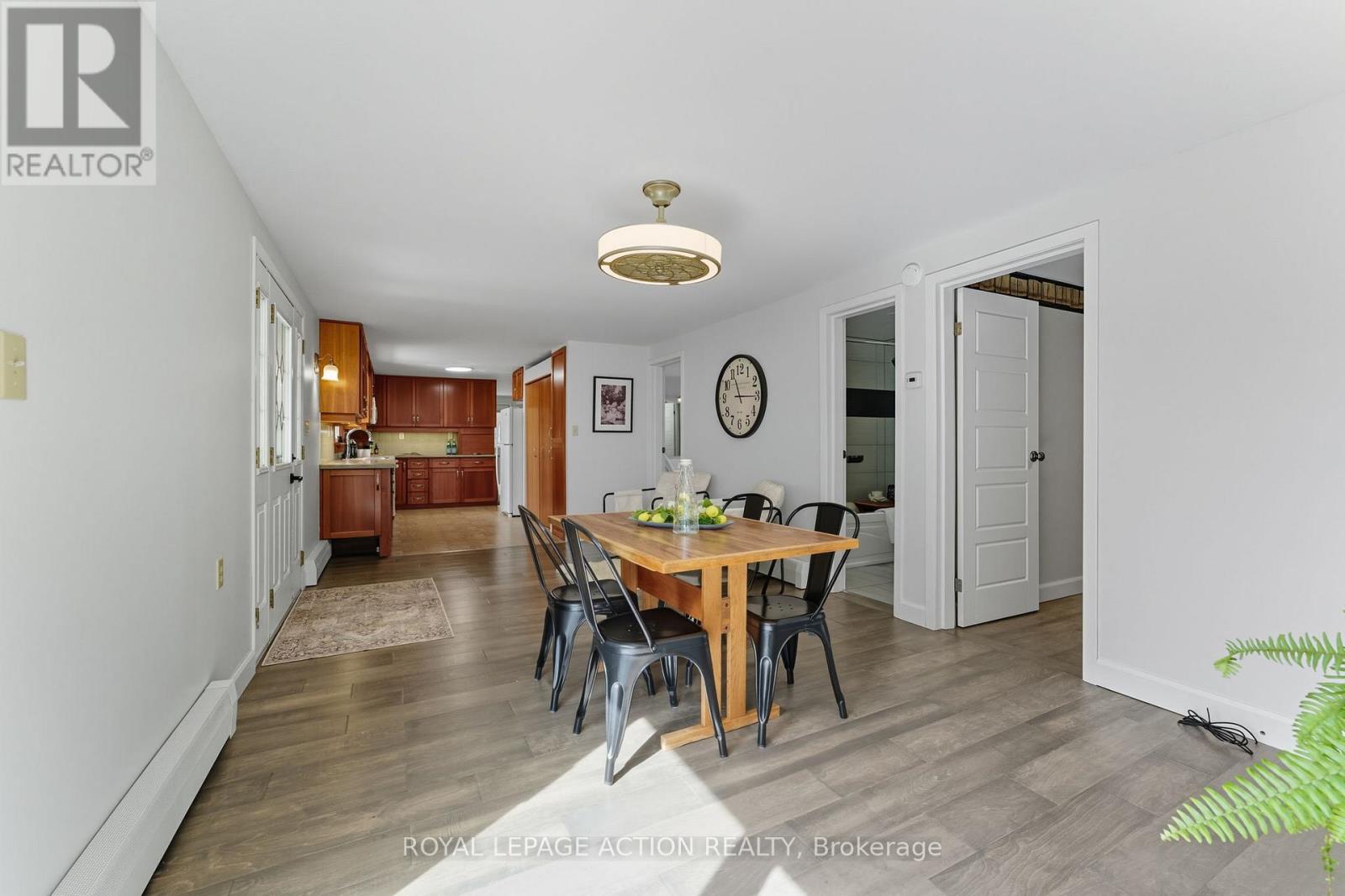 14 Jackson Heights, Norfolk, Ontario  N0A 1N5 - Photo 7 - X12416006